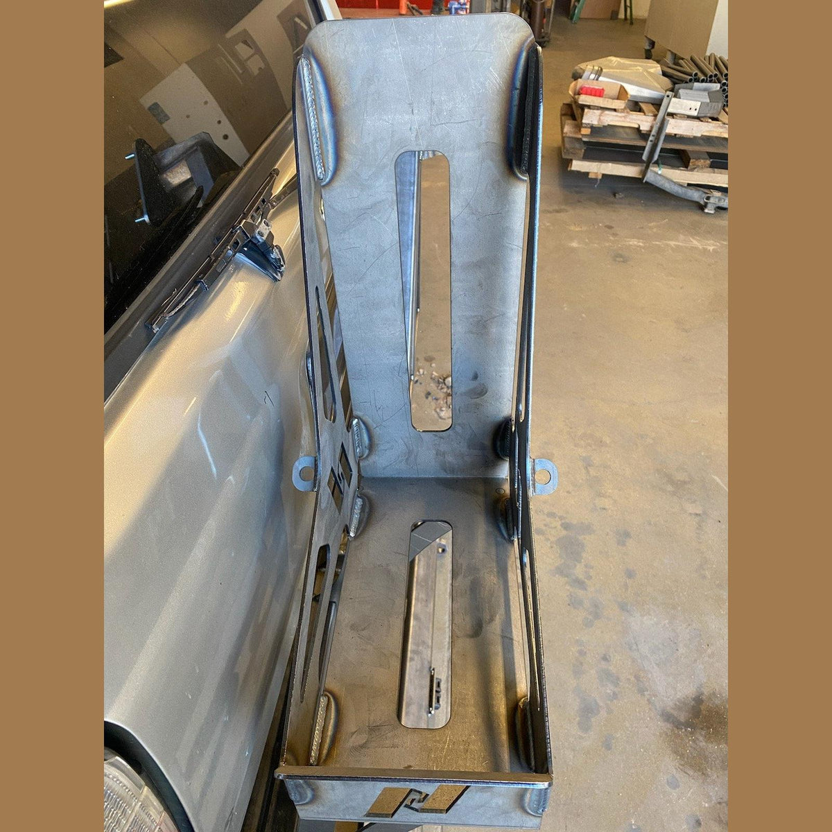 Single Jerry Can Holder image 3