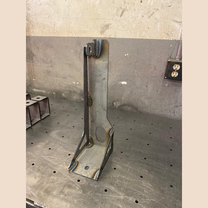 Hi-Lift Holder image 1
